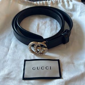 GUCCI Leather belt with Mini Pearl Double G buckle